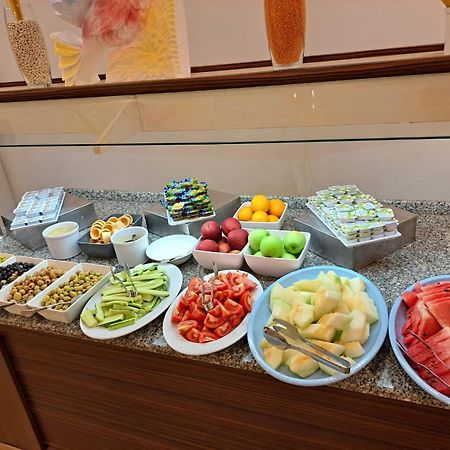 Hotel Felizya เกเมร์ ภายนอก รูปภาพ