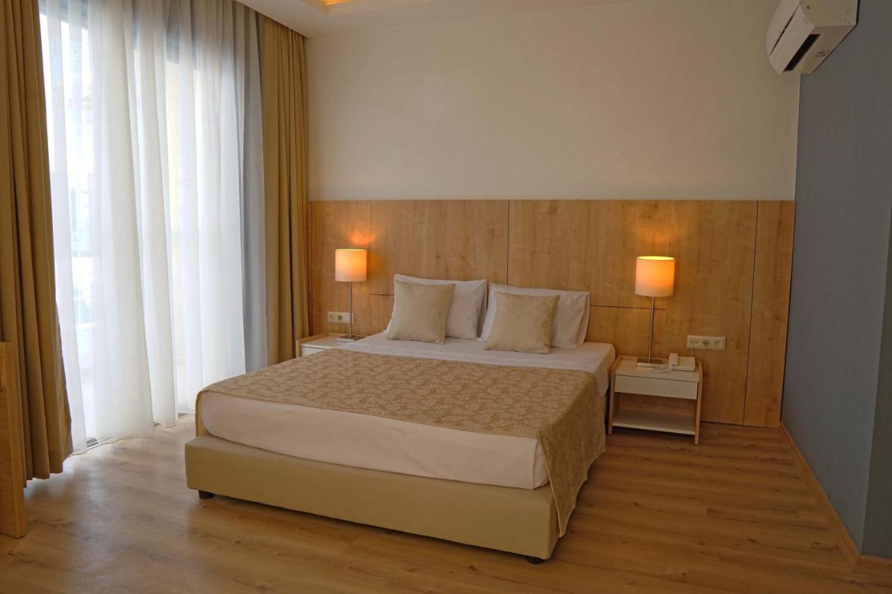 Hotel Felizya เกเมร์ ภายนอก รูปภาพ