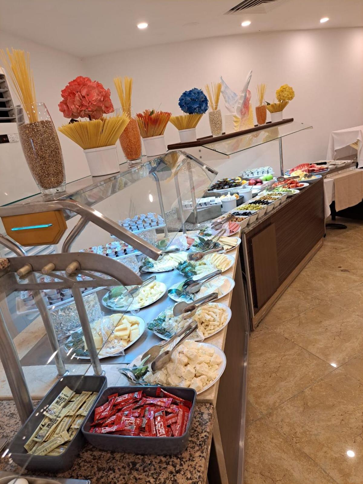 Hotel Felizya เกเมร์ ภายนอก รูปภาพ